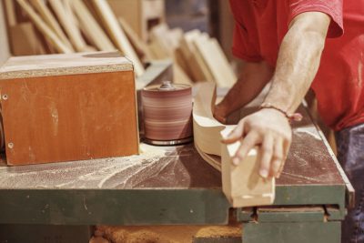 sanding table leg